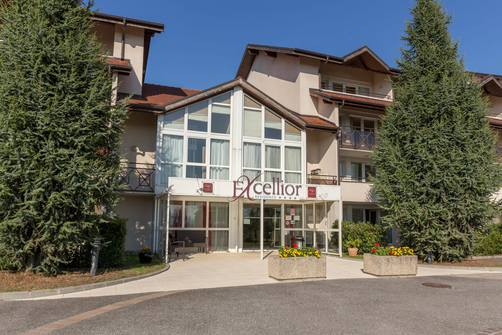 Adonis Excellior Grand Geneve Aparthotel Veigy-Foncenex Exterior photo